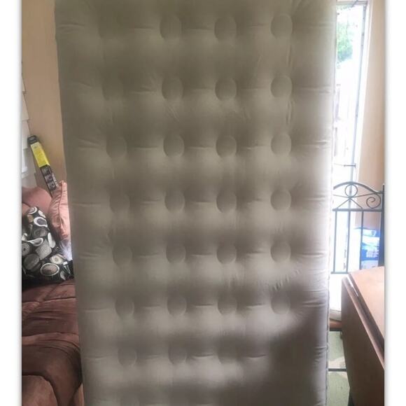 Coleman QuickBed Twin Single Bed High Airb… - Picture 5 of 7